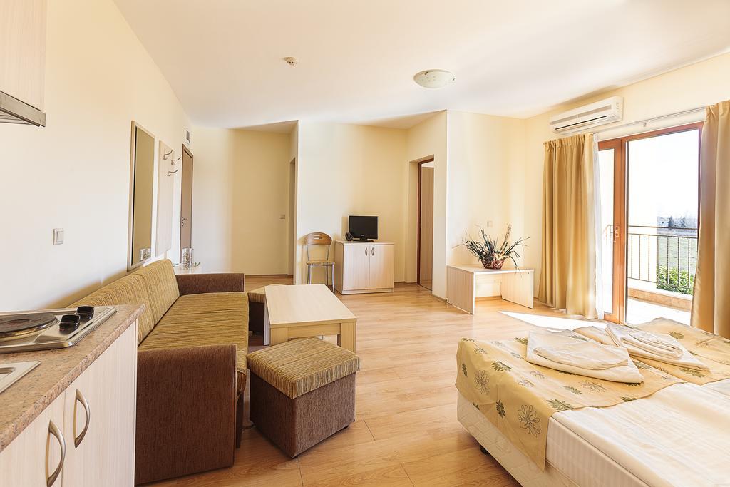 Serena Residence Aparthotel Sozopol Pokoj fotografie